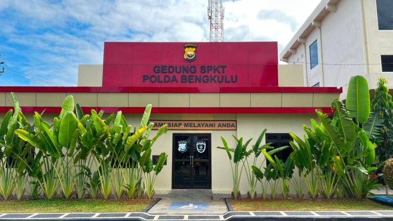 Kapolda Bengkulu Laksanakan Peninjauan dan Pengecekan Personel serta Sarana Prasarana di Mapolda Bengkulu