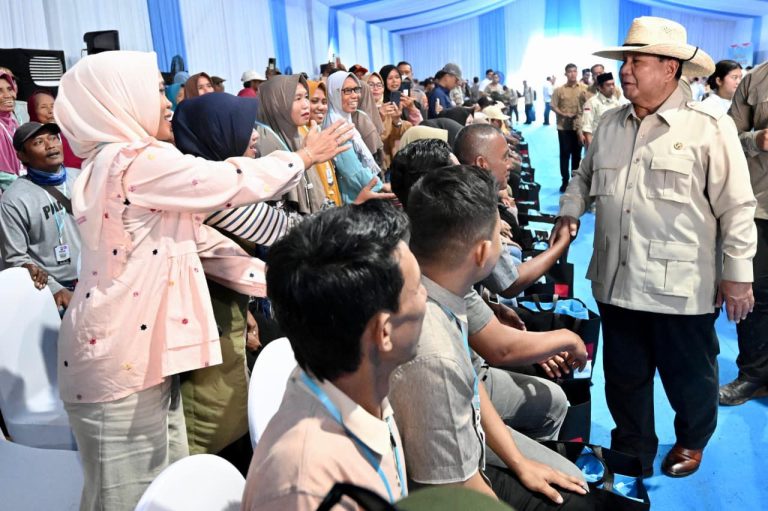 Presiden Prabowo Dorong Kemandirian Pangan Nasional, Mensesneg : Cadangan Beras Tembus 5,3 Juta Ton