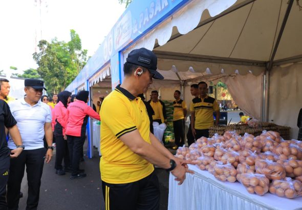 Polda Lampung Gelar Bazar, Pasar Rakyat, Olahraga Bersama, dan Bakti Sosial Sambut Hari Bhayangkara ke-80