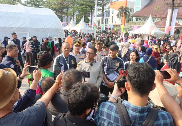 Pasar Rakyat dan Bazar UMKM Hari Bhayangkara ke-80 Polres Tangerang Selatan