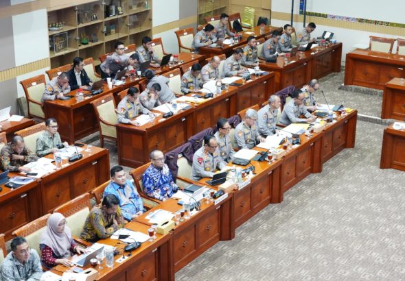 Ketua Komisi III DPR RI : Hasil Survei Litbang Kompas Jadi Motivasi Polri Tingkatkan Pelayanan kepada Masyarakat