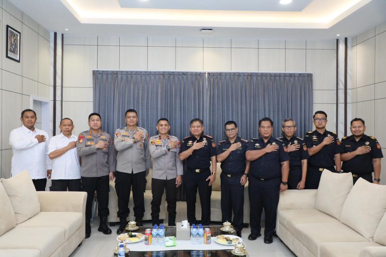 Kapolda Bengkulu Terima Silaturahmi Kepala Kanwil DJBC Sumatera Bagian Barat, Perkuat Sinergi Pengamanan